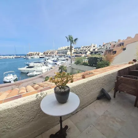 Apartment Marcogblan - Superbe T4 Refait A Neuf Avec Vue Port *