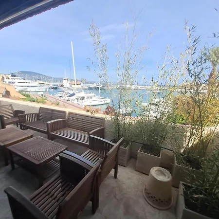 Marcogblan - Superbe T4 Refait A Neuf Avec Vue Port *